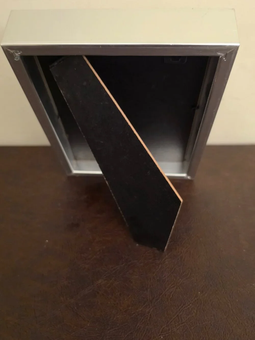 N/A silver picture